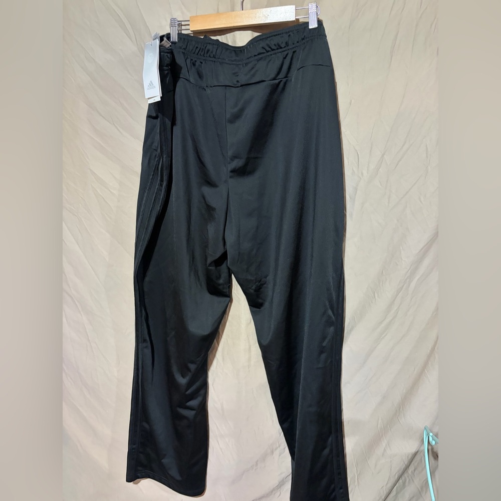 Adidas sweatpants - Picture 3 of 3